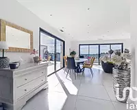 Maison, 235 m²