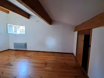 Immeuble, 225 m²