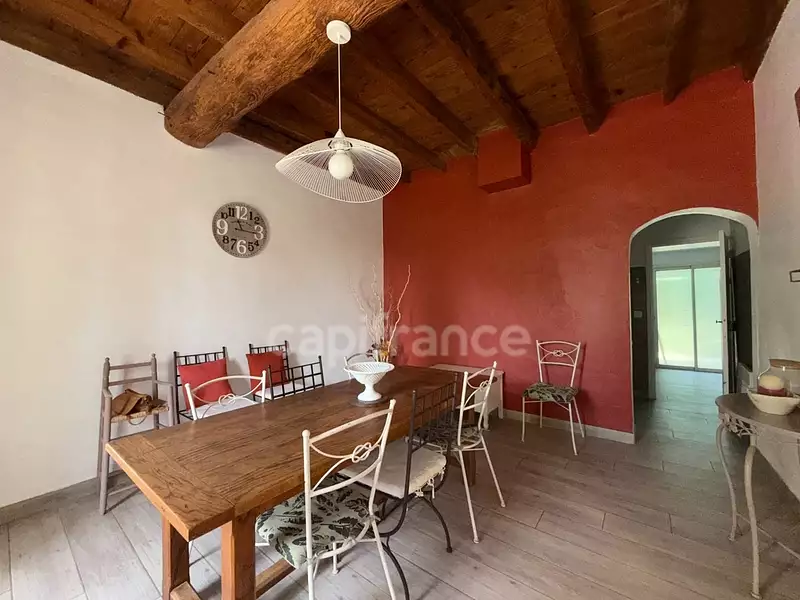 Maison, 329 m²