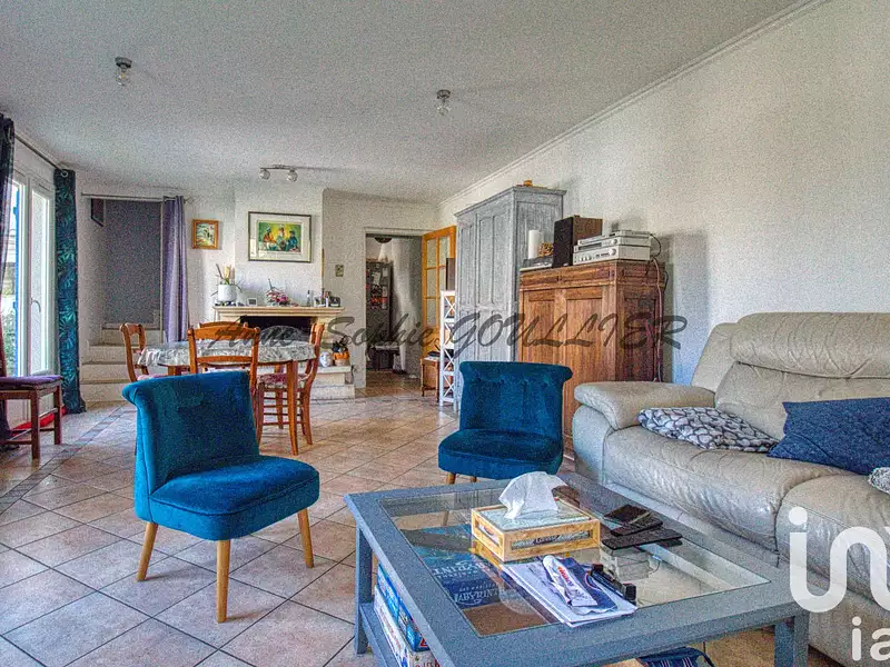 Maison, 260 m²