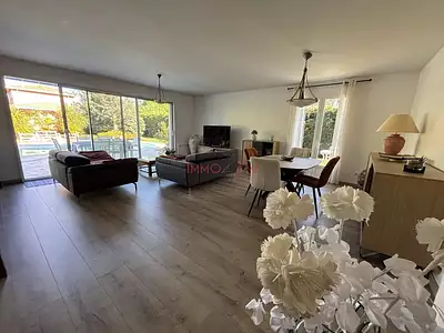 Maison, 141 m²