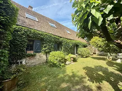 Maison, 250 m²