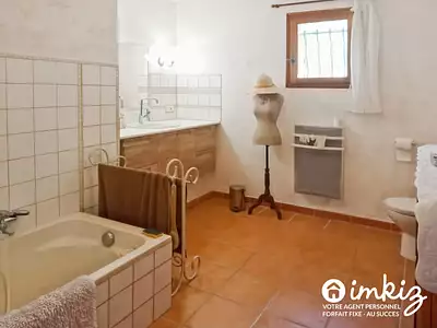 Maison, 220 m²