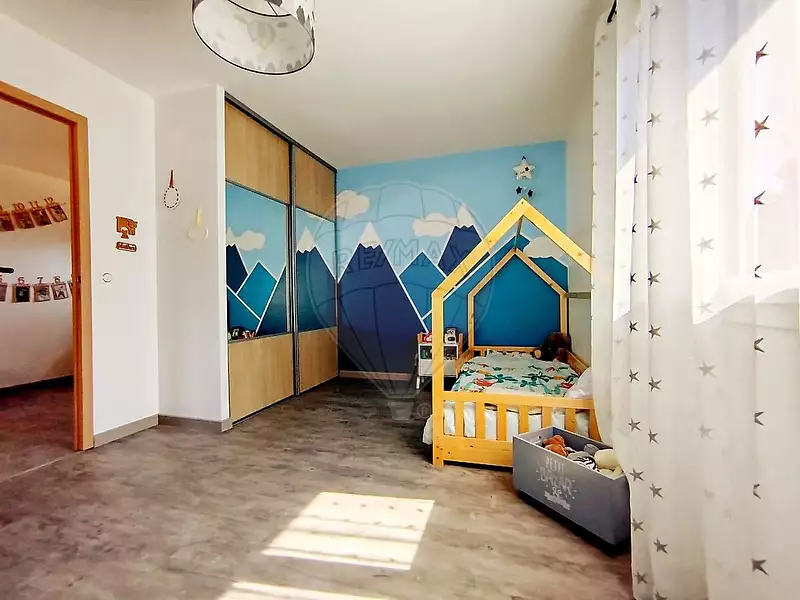 Maison, 165 m²