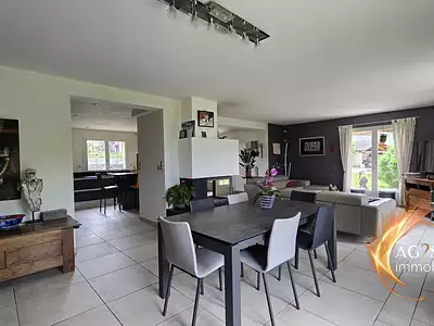 Maison, 208 m²