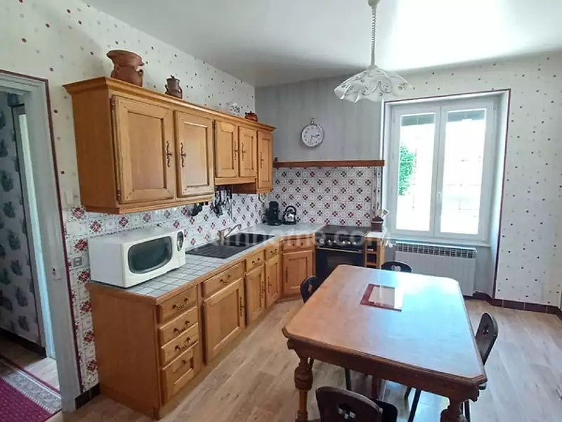 Maison, 210 m²
