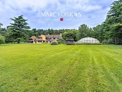 Maison, 240 m²