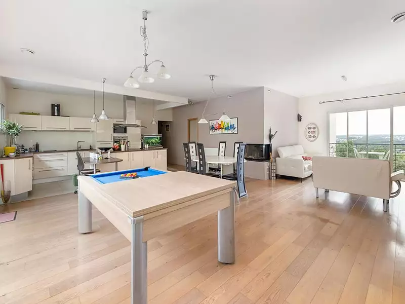 Maison, 185 m²