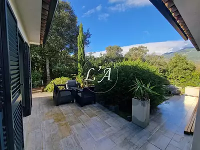 Maison, 136 m²