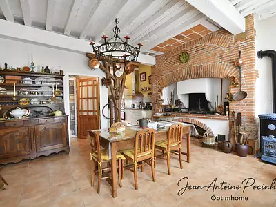 Maison, 240 m²