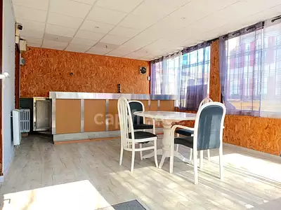 Maison, 370 m²