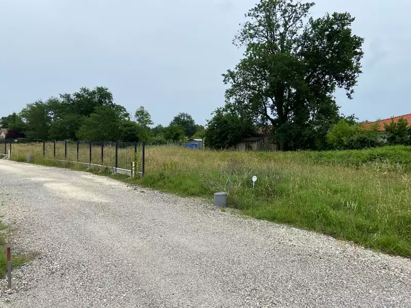 Terrain à bâtir, 1 194 m²