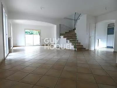 Maison, 123,71 m²