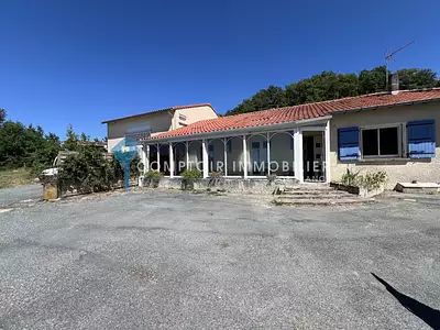 Maison, 146 m²