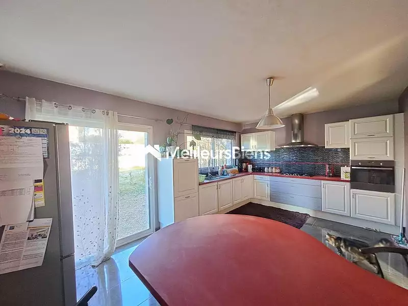 Maison, 241 m²