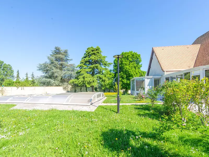 Maison, 340 m²