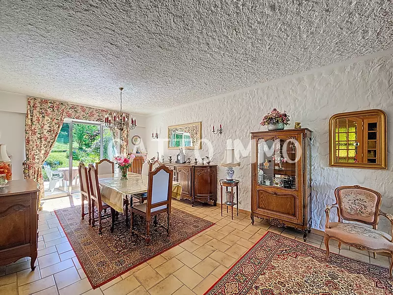 Maison, 200 m²