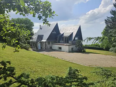 Maison, 305 m²