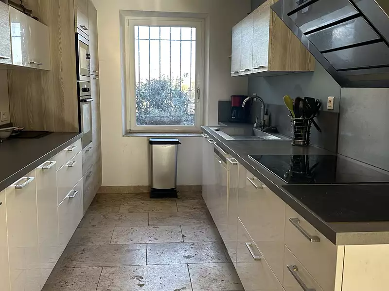 Maison, 260 m²