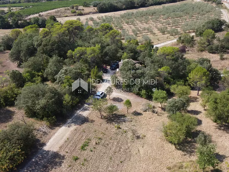 Terrain, 8 360 m²
