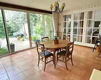 Maison, 255 m²