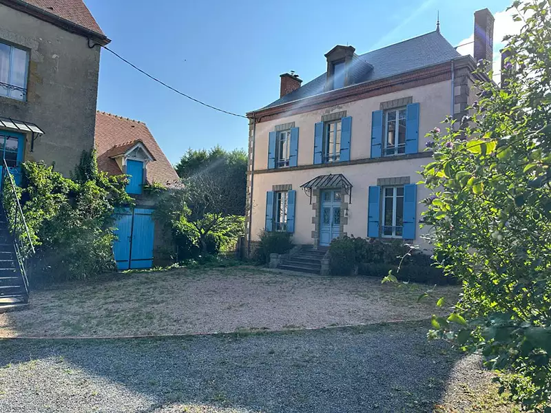 Maison, 690 m²