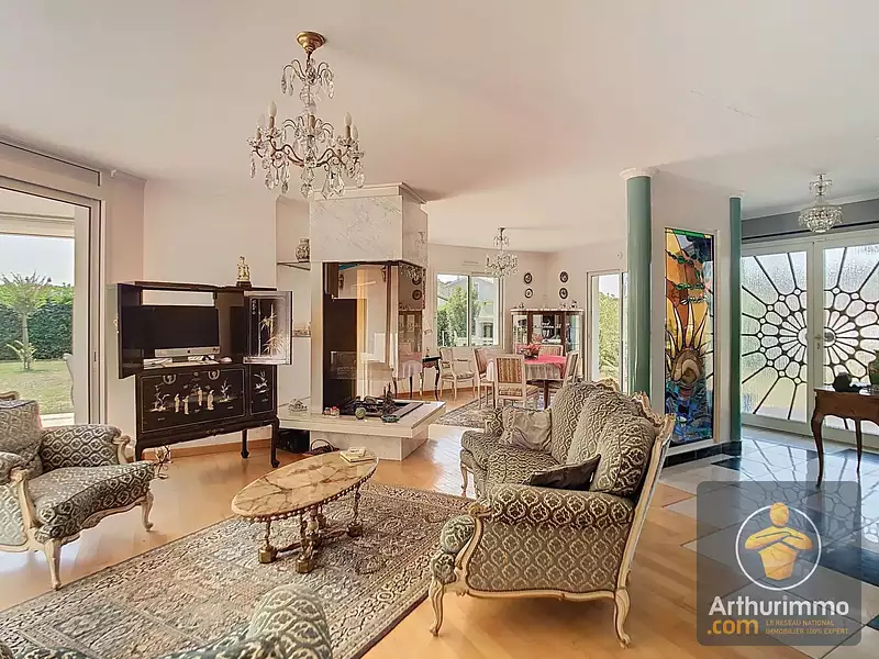 Maison, 199 m²