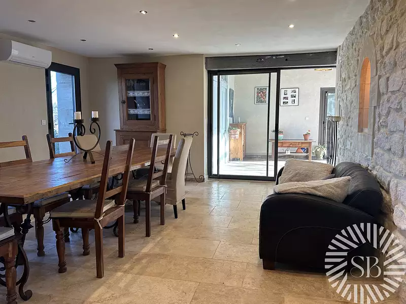 Maison, 260 m²