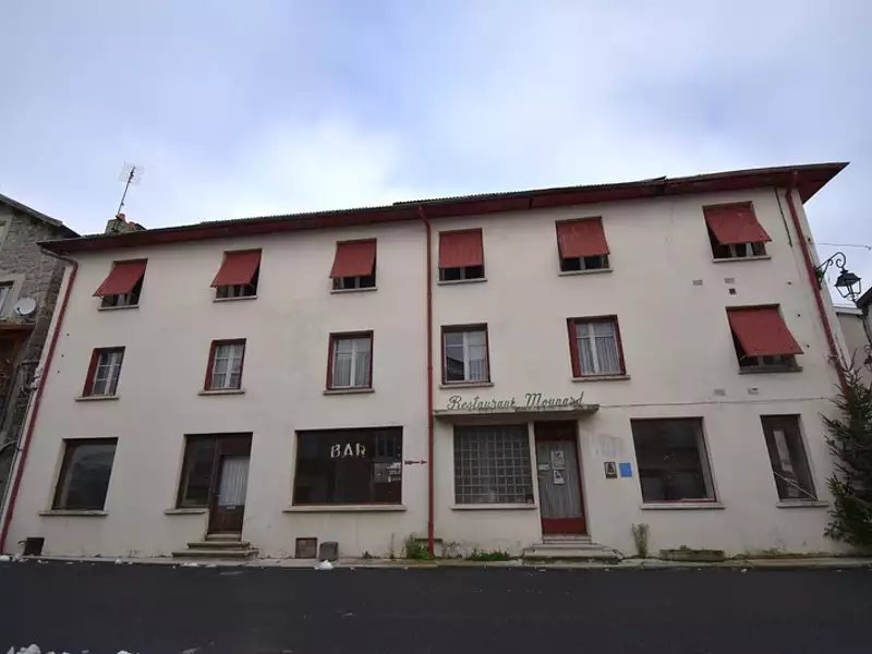 Maison, 390 m²