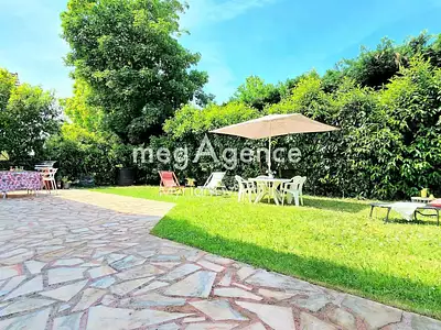 Maison, 157 m²
