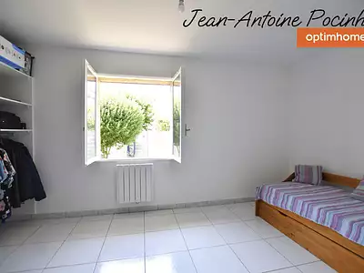 Maison, 166 m²