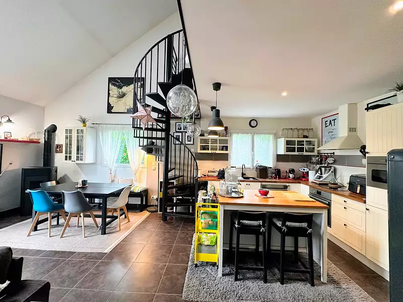 Maison, 165 m²