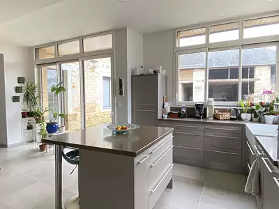 Maison, 245 m²