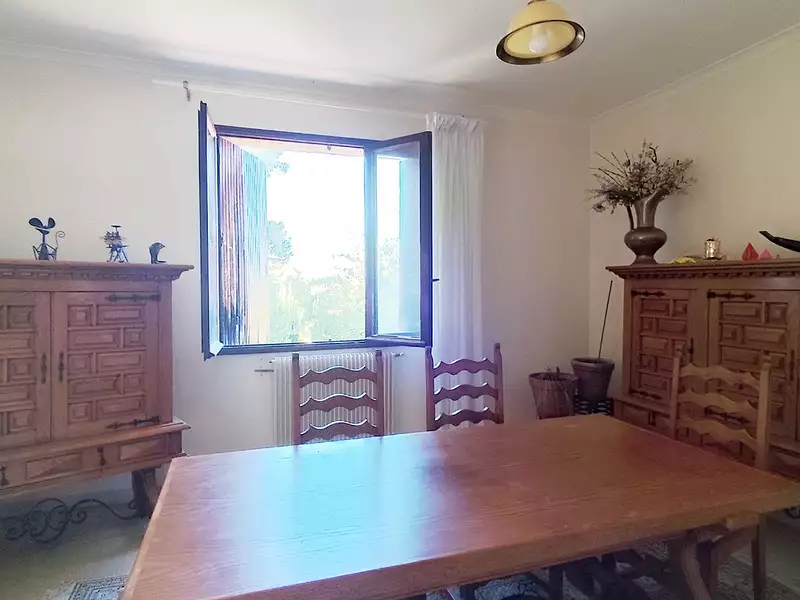 Maison, 242 m²