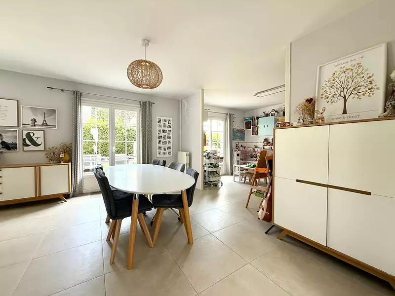 Maison, 141 m²