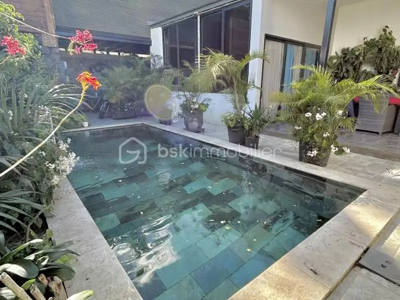 Maison, 250 m²