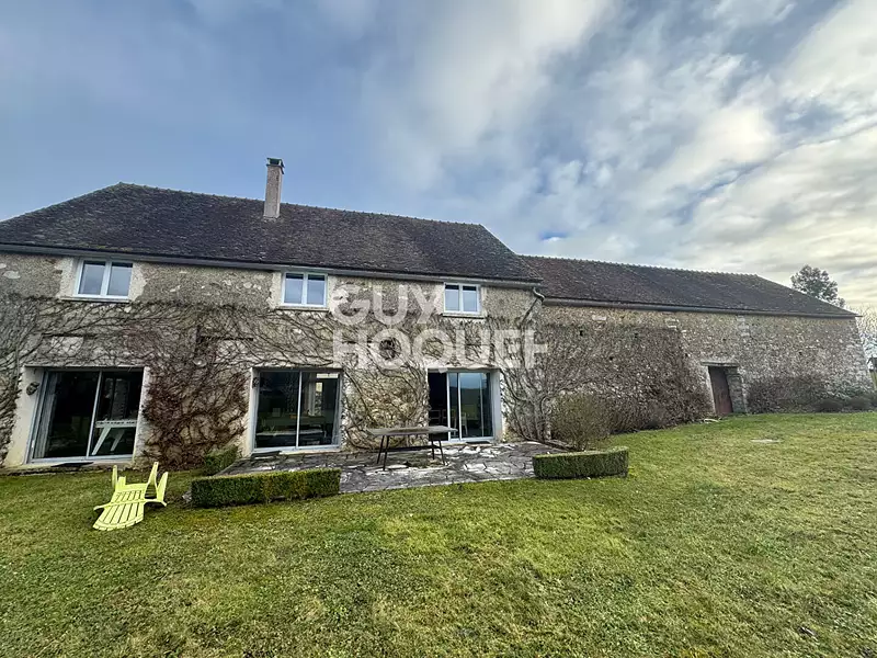 Maison, 257 m²
