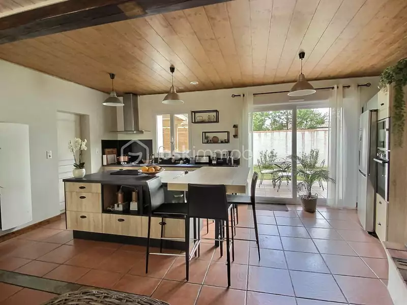 Maison, 163 m²