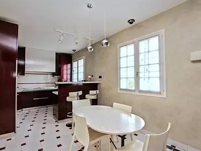 Maison, 180 m²