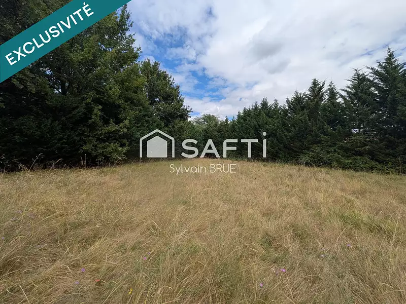 Terrain, 1 800 m²