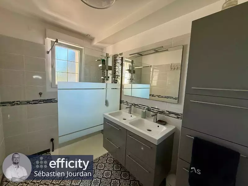 Maison, 103 m²
