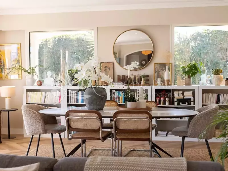 Maison, 250 m²