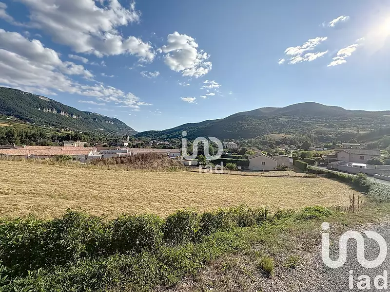 Terrain, 3 000 m²