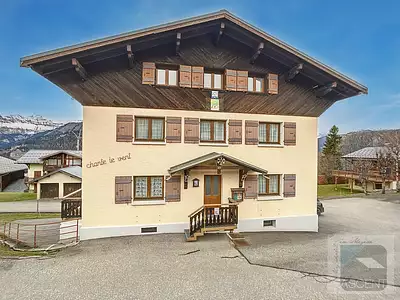 Maison, 252 m²