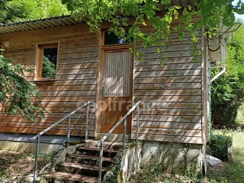 Terrain, 836 m²