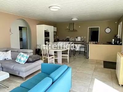 Maison, 97 m²