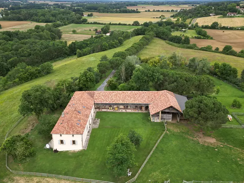 Maison, 284 m²