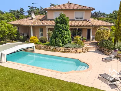 Maison, 195 m²