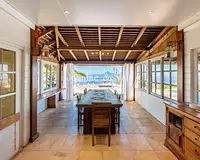 Maison, 250 m²