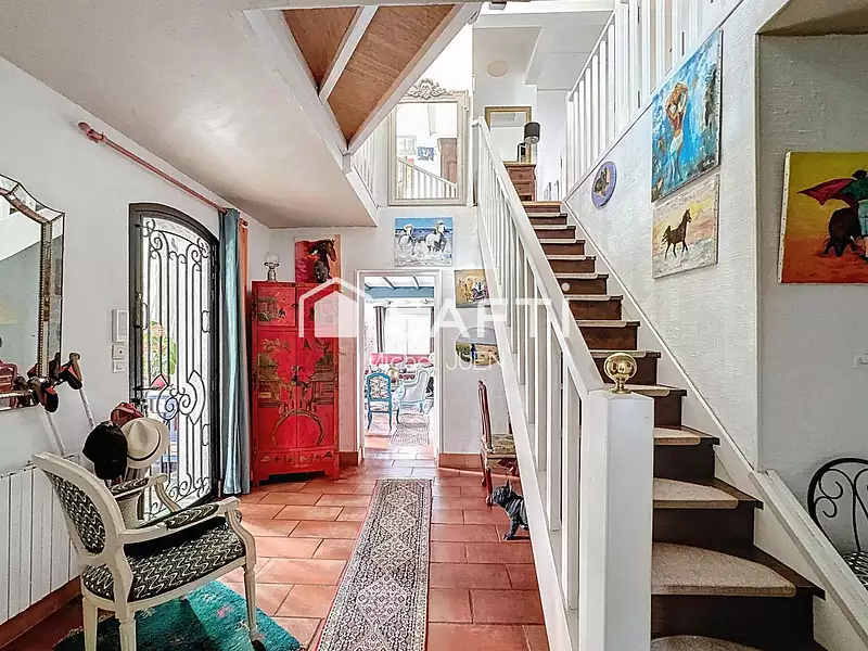 Maison, 232 m²